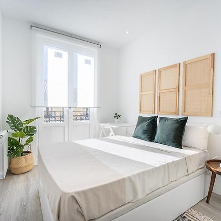 Ferienwohnung Espacioso Apartamento En El Centro De Madrid Exterior foto