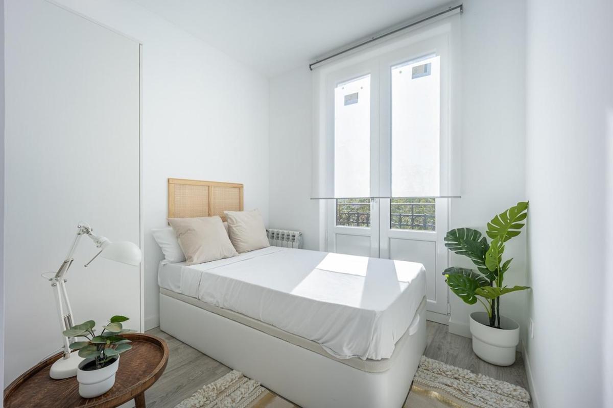 Ferienwohnung Espacioso Apartamento En El Centro De Madrid Exterior foto